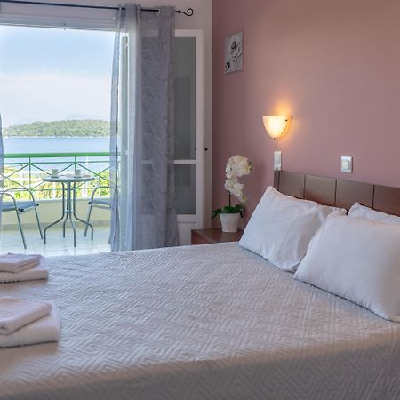 Tropicana Inn Nydri  Dış mekan fotoğraf