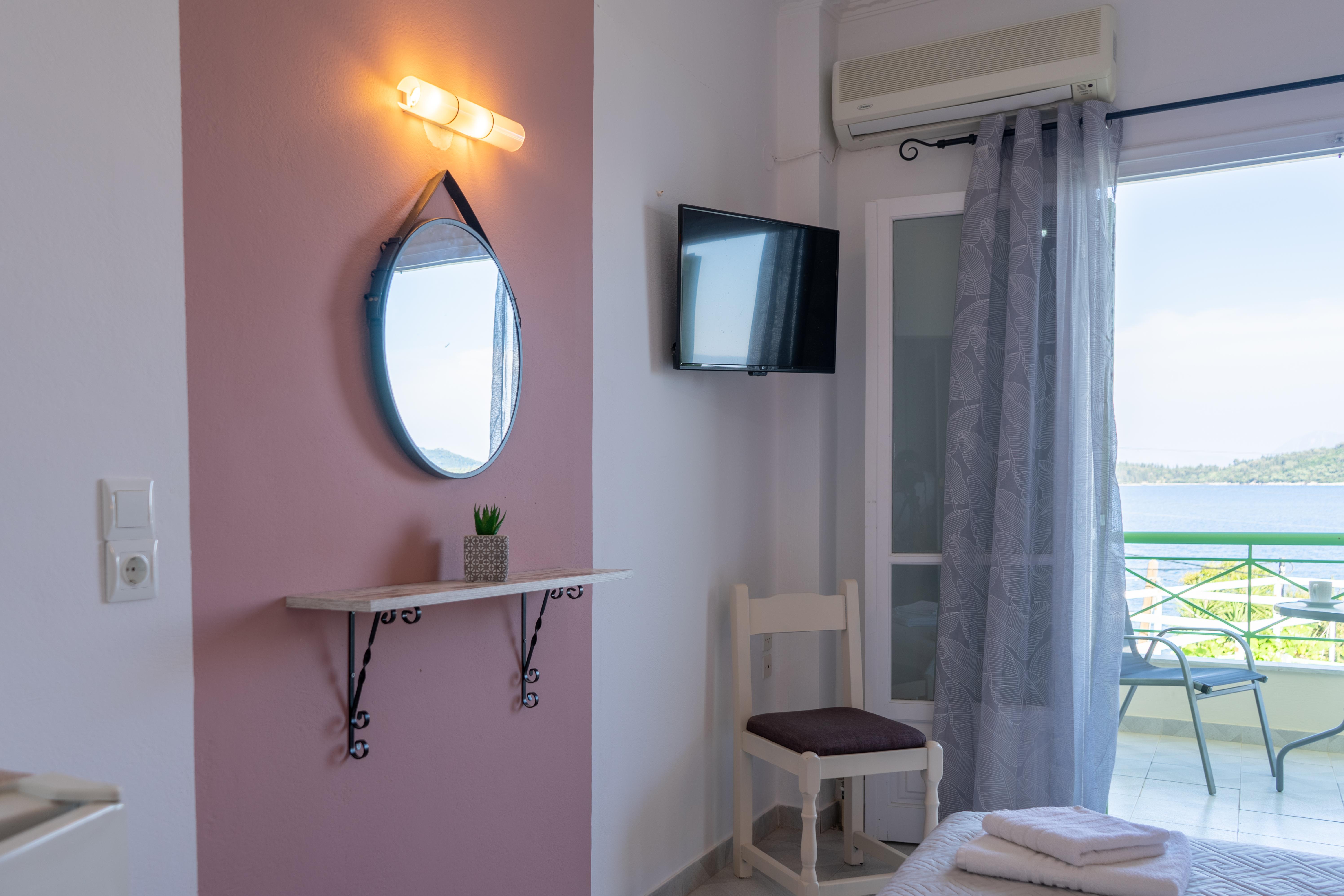 Tropicana Inn Nydri  Dış mekan fotoğraf