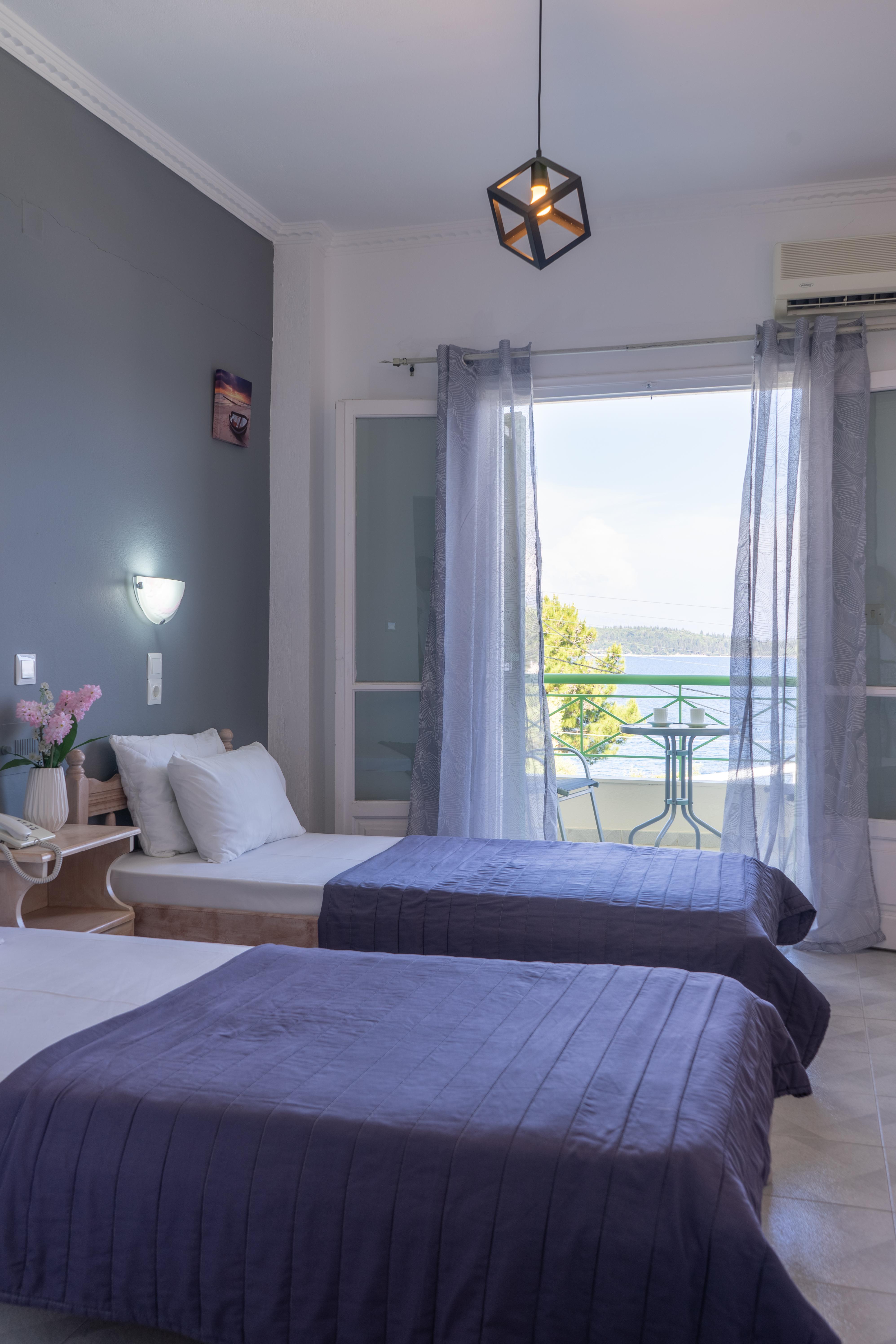 Tropicana Inn Nydri  Dış mekan fotoğraf