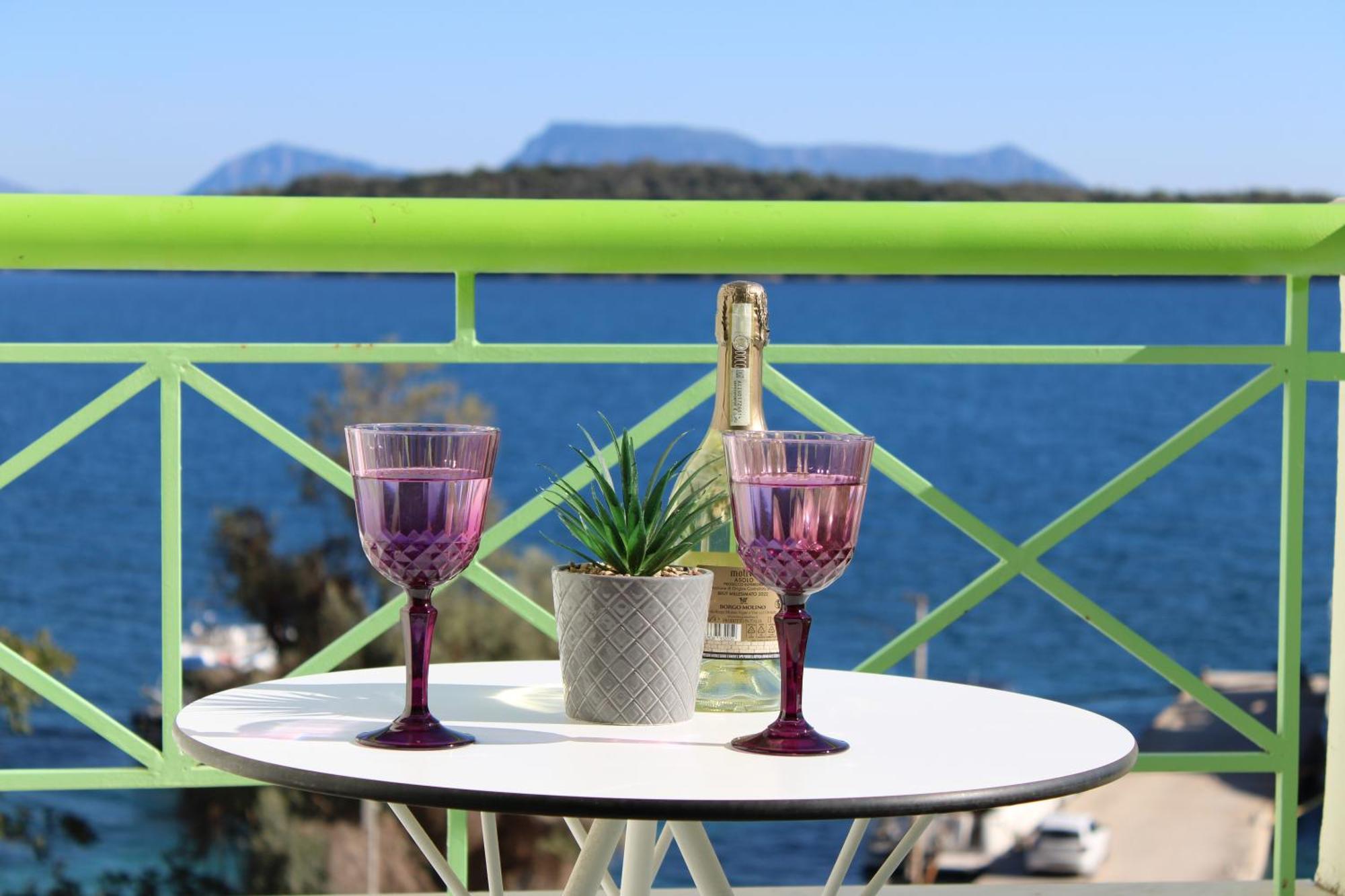Tropicana Inn Nydri  Dış mekan fotoğraf