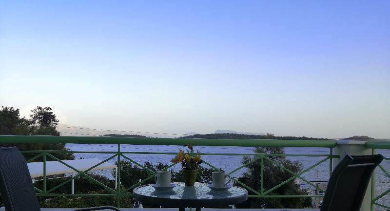 Tropicana Inn Nydri  Dış mekan fotoğraf
